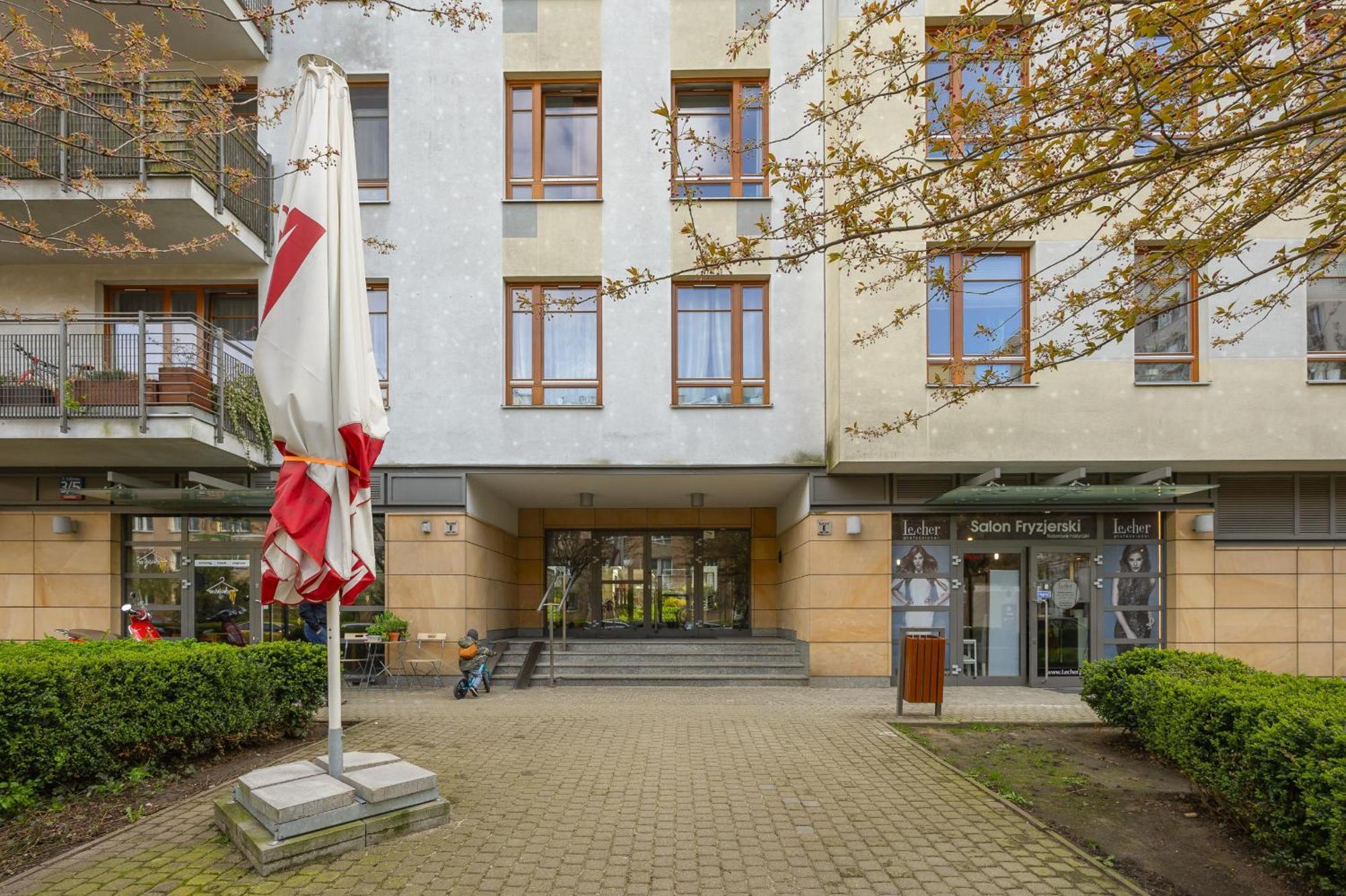Beautiful With Spacious Terrace By Renters Apartament Warszawa